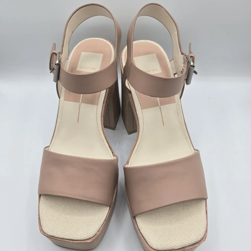DOLCE VITA NWOT Wallis Chunky Heel Woodgrain Platform Heels in Beige